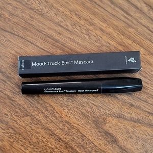 MOODSTRUCK Epic Mascara - Waterproof Black